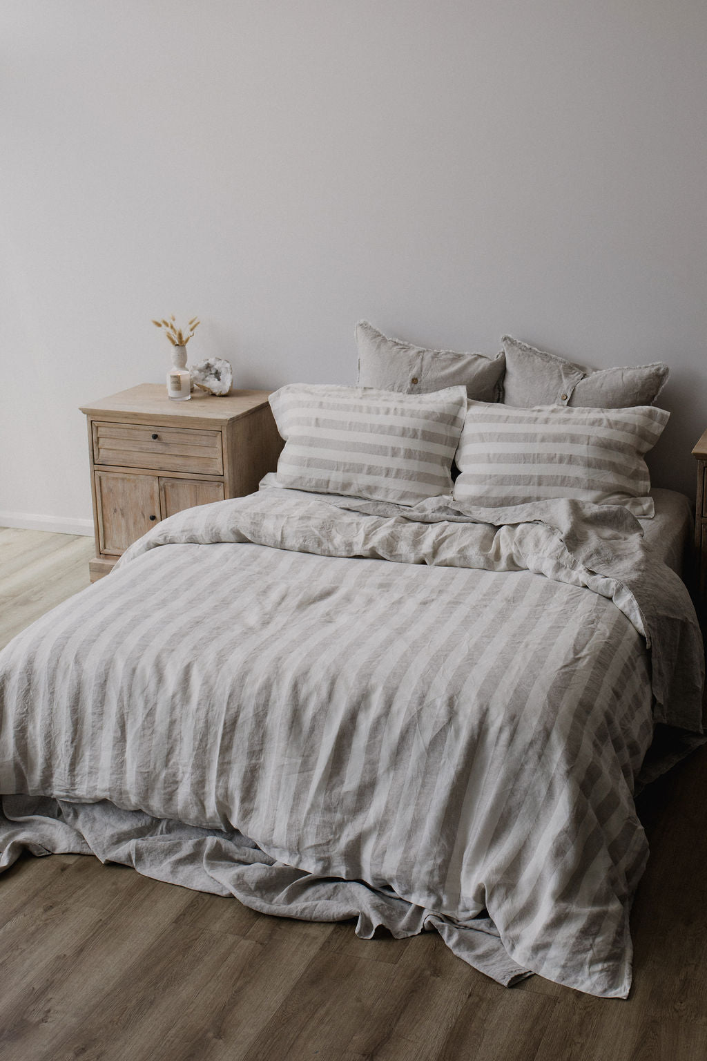 “Noemi” Linen Duvet Cover