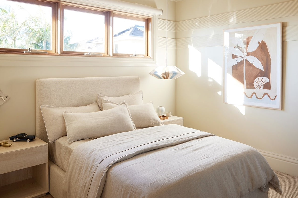 “Sable” Frayed Linen Pillowcases