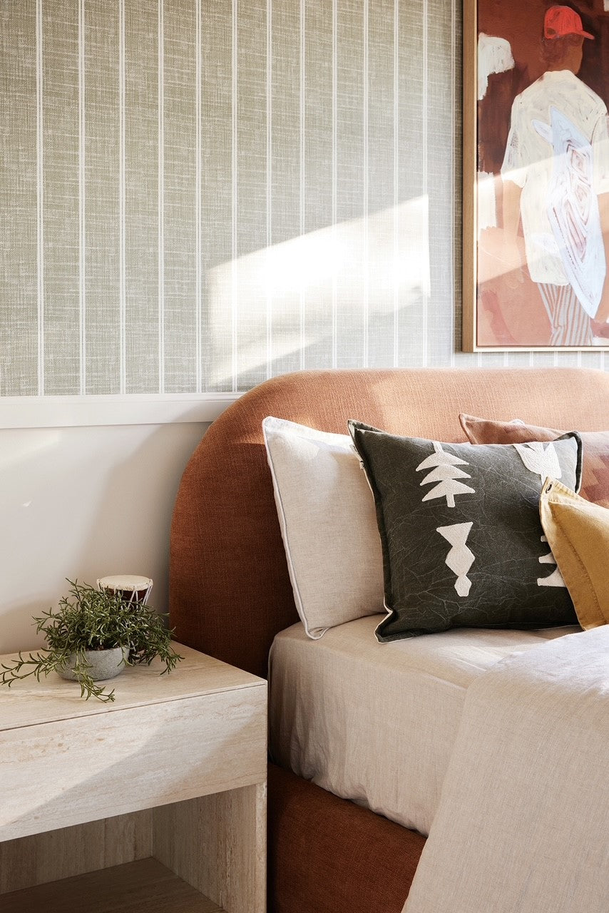 "Rowie" Piped Linen Pillowcases
