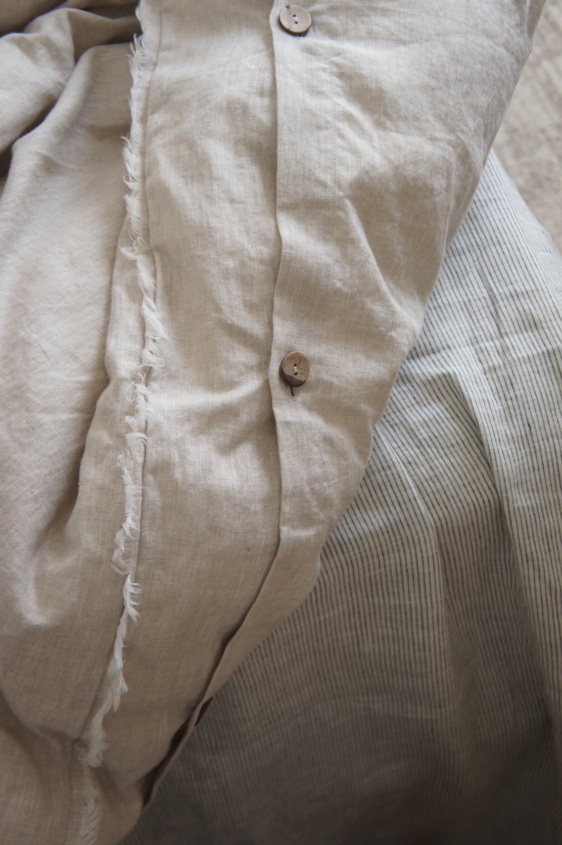 “Sable” Frayed Linen Duvet Cover