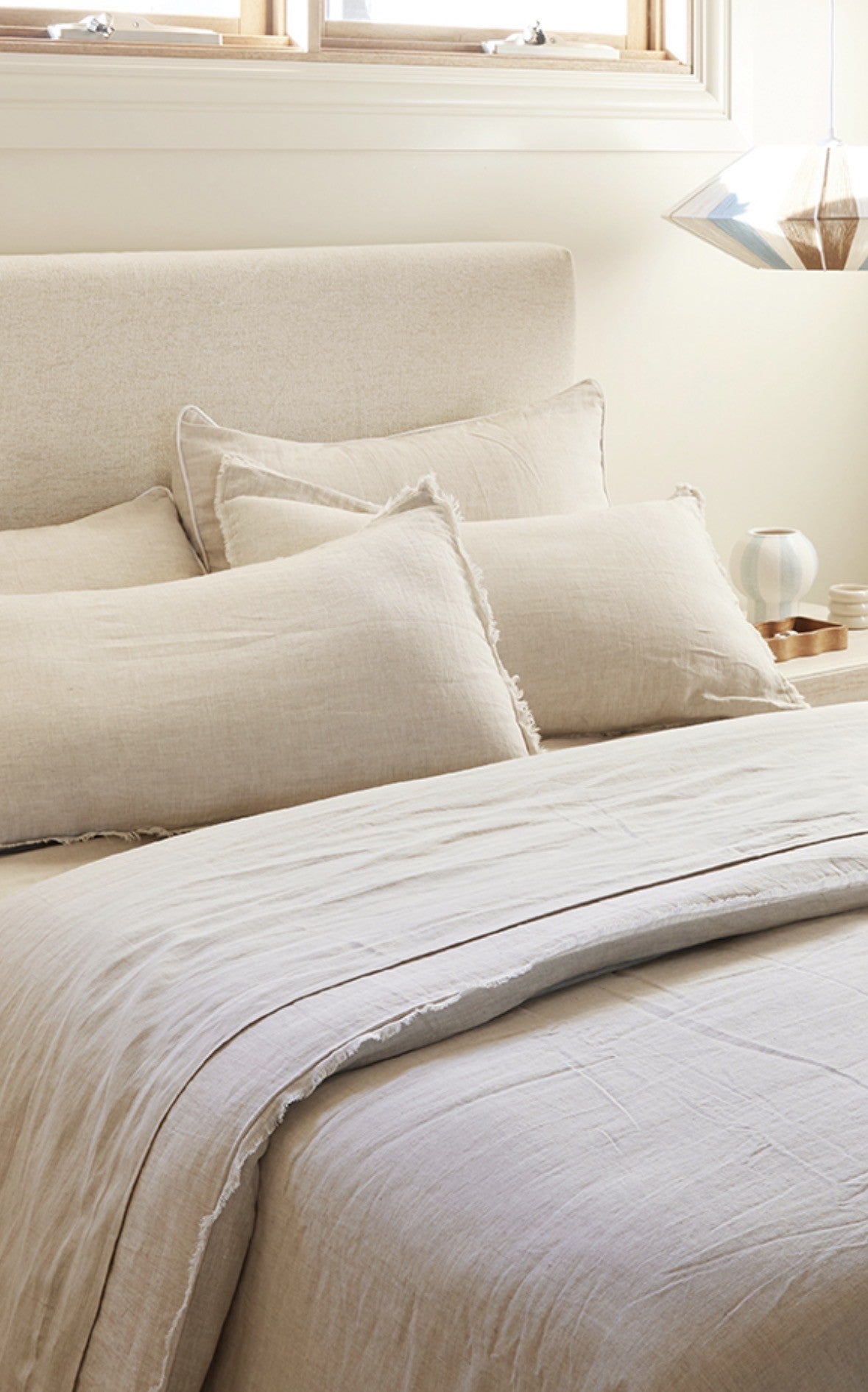 “Sable” Frayed Linen Pillowcases