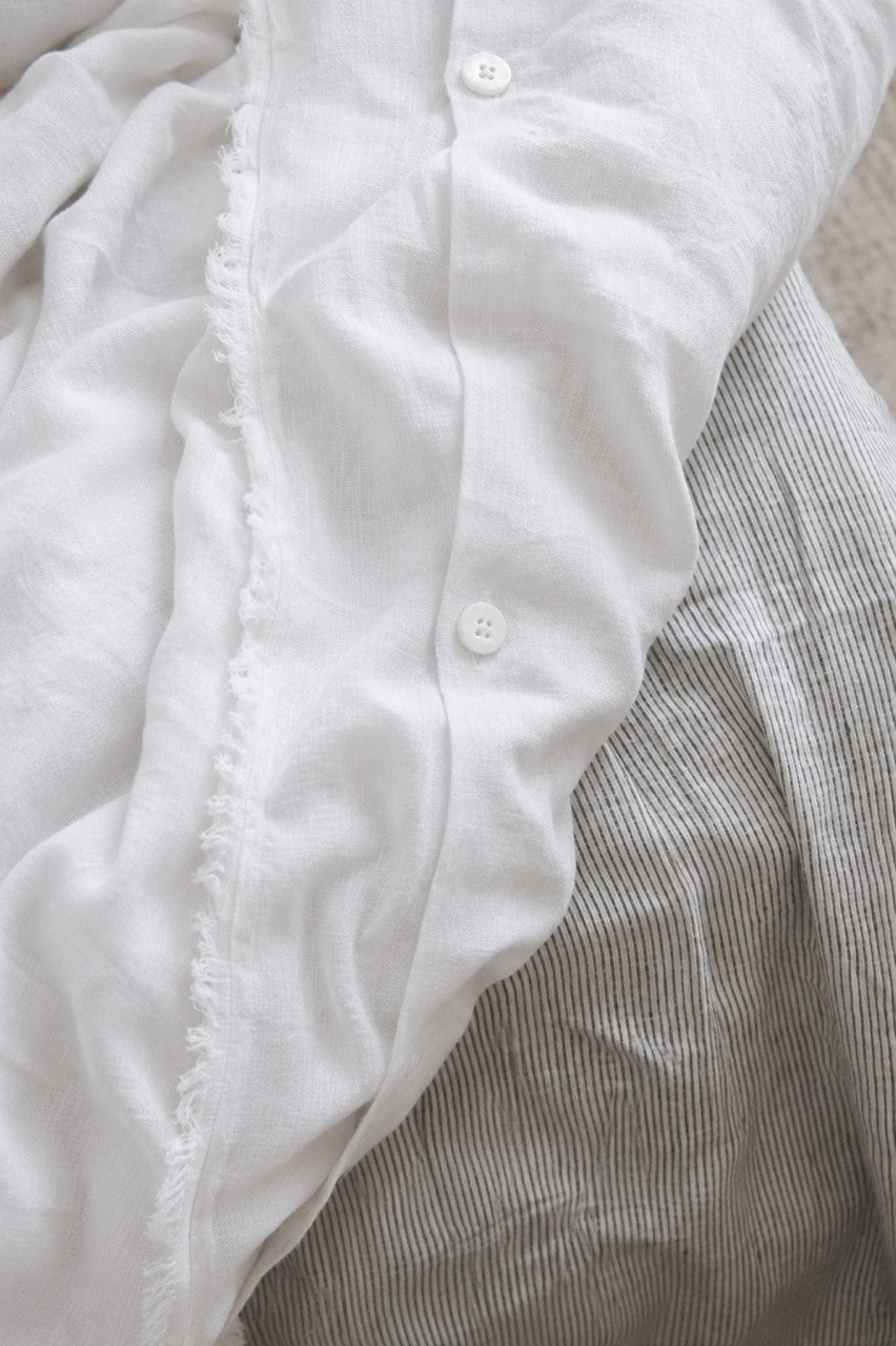 “Whistler” Frayed Linen Duvet Cover