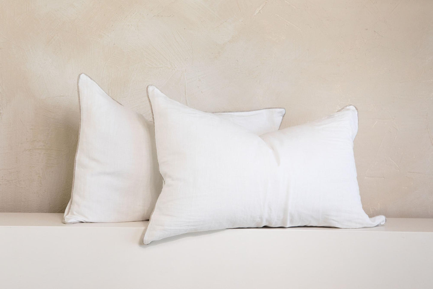 "Pipi" Piped Linen Pillowcases
