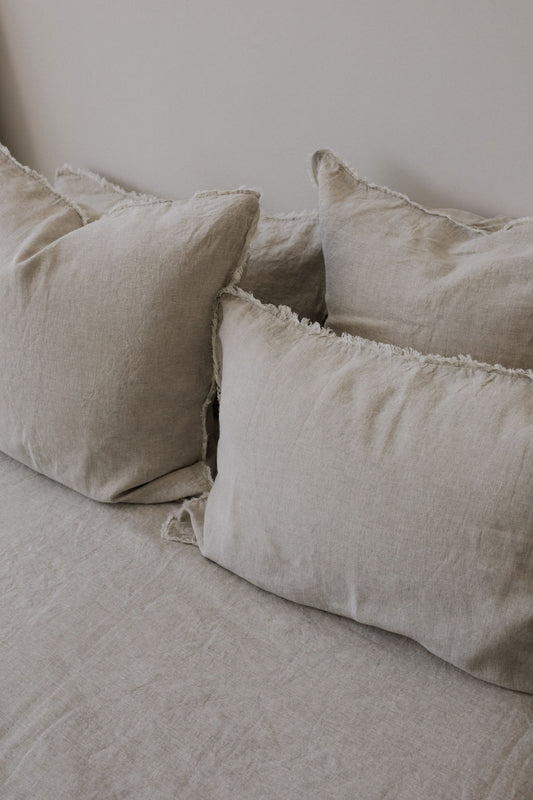 “Sable” Frayed Linen Pillowcases