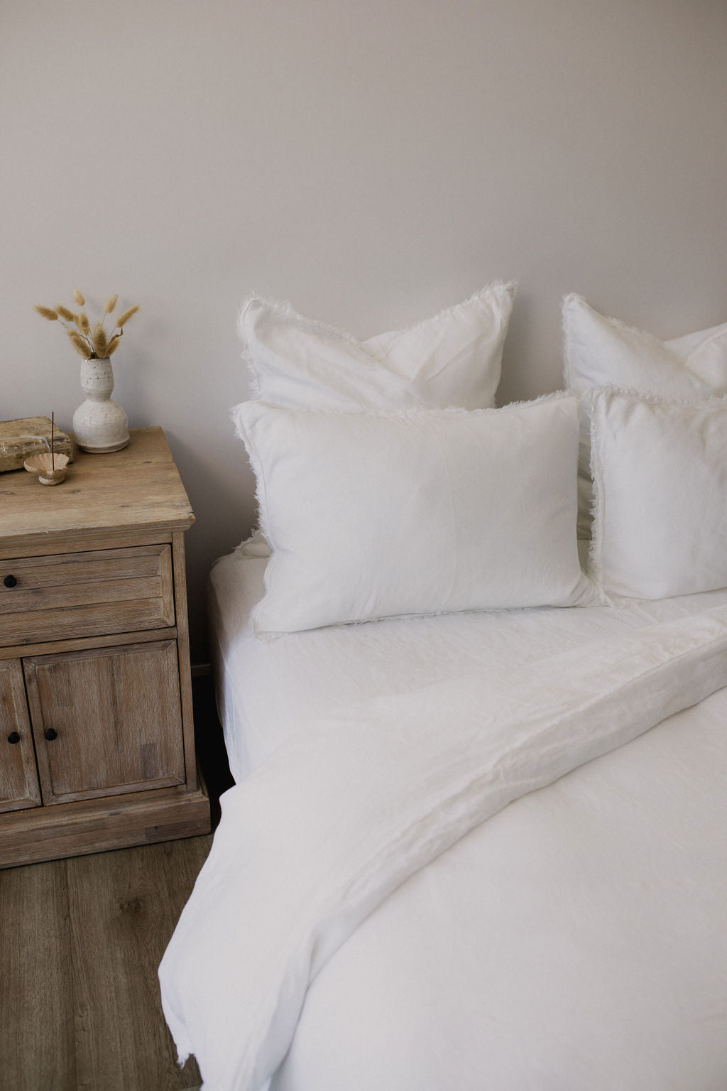 “Whistler” Frayed Linen Duvet Cover