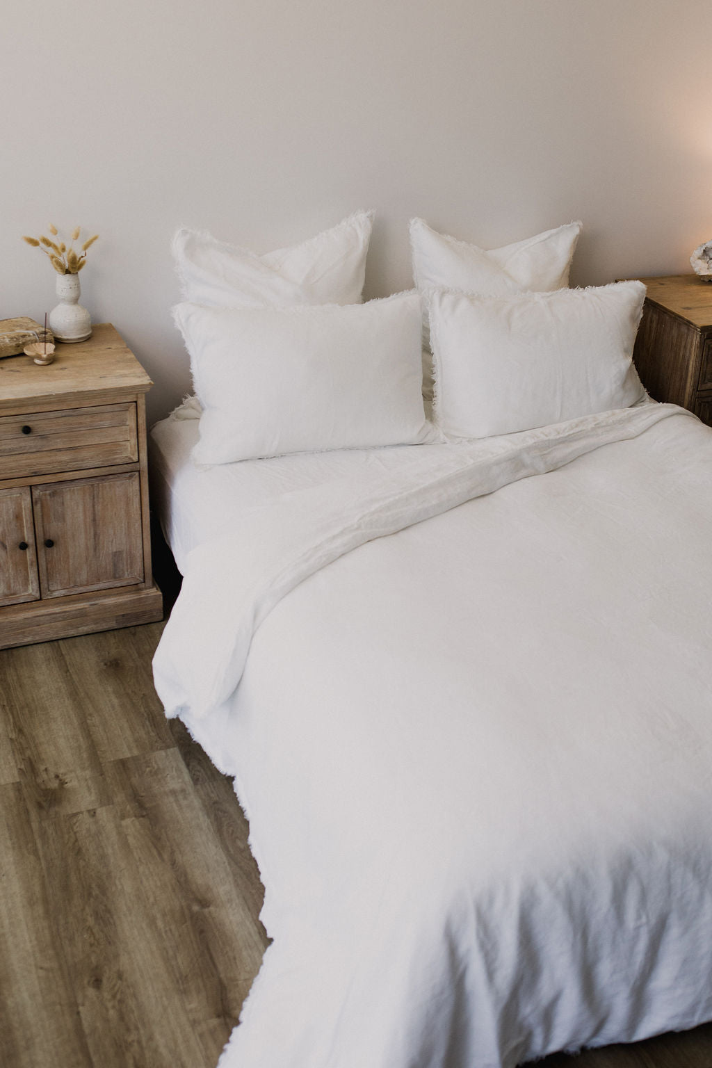 “Whistler” Frayed Linen Duvet Cover